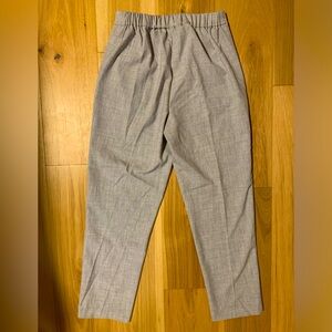 High waisted cropped lightweight pants